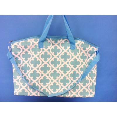 32580-AQUA/WHITE QUATREFOIL DESIGN TRAVEL,BEACH OR SHOPPING TOTE